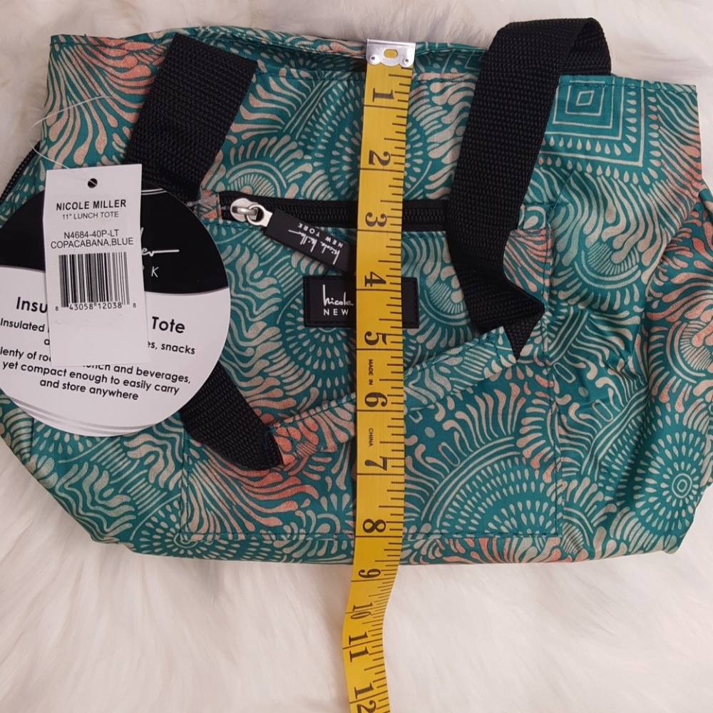 Nicole Miller Copacobana, Blue 11 inch Lunch Tote - Picture 4 of 5